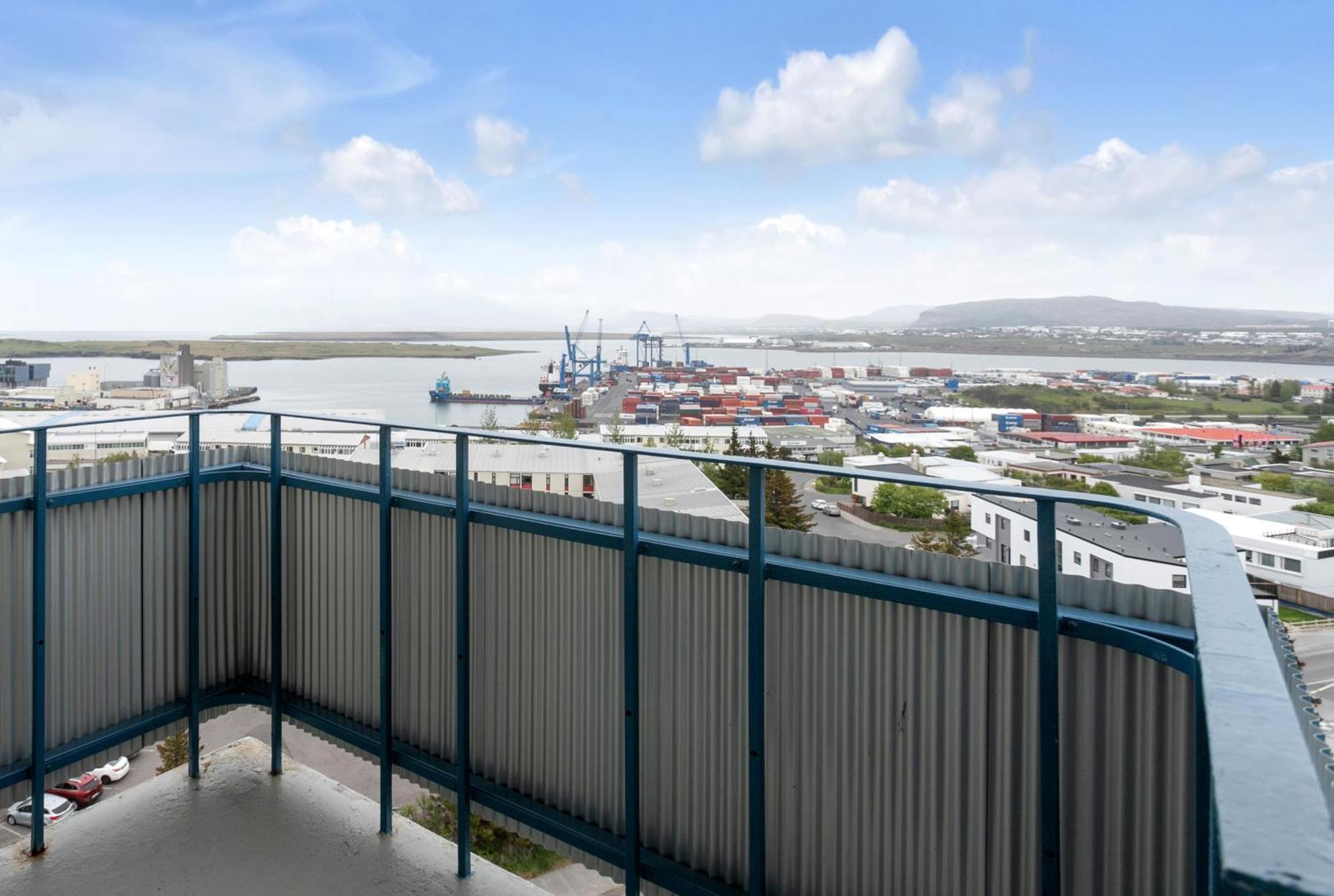 Lovely 1 Bedroom Apartment - Perfect Panorama View Рейкьявик Экстерьер фото